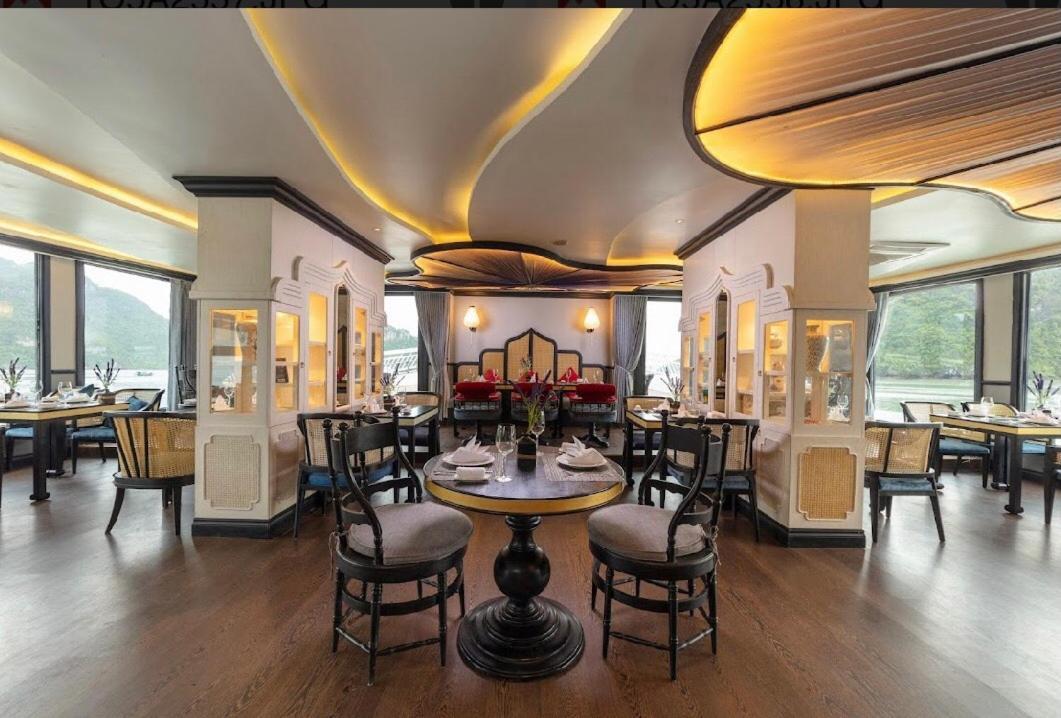 Madeline Cruises Hotel Ha Long Exterior foto