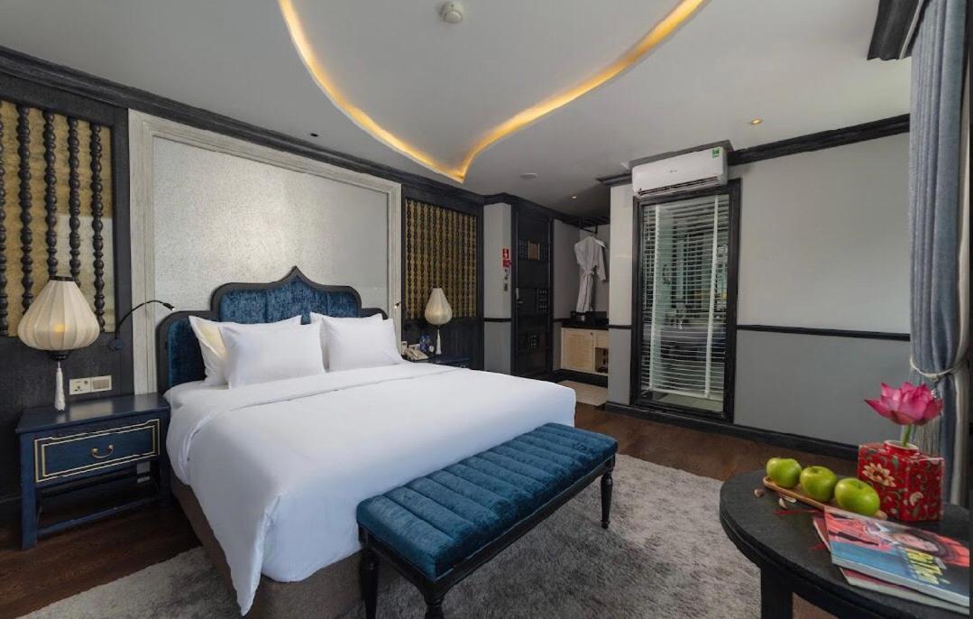 Madeline Cruises Hotel Ha Long Exterior foto